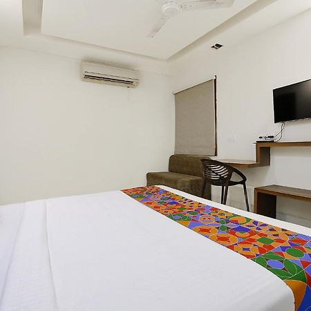 Fabexpress Comfort Stay I Samarda Kaliasot Exterior photo