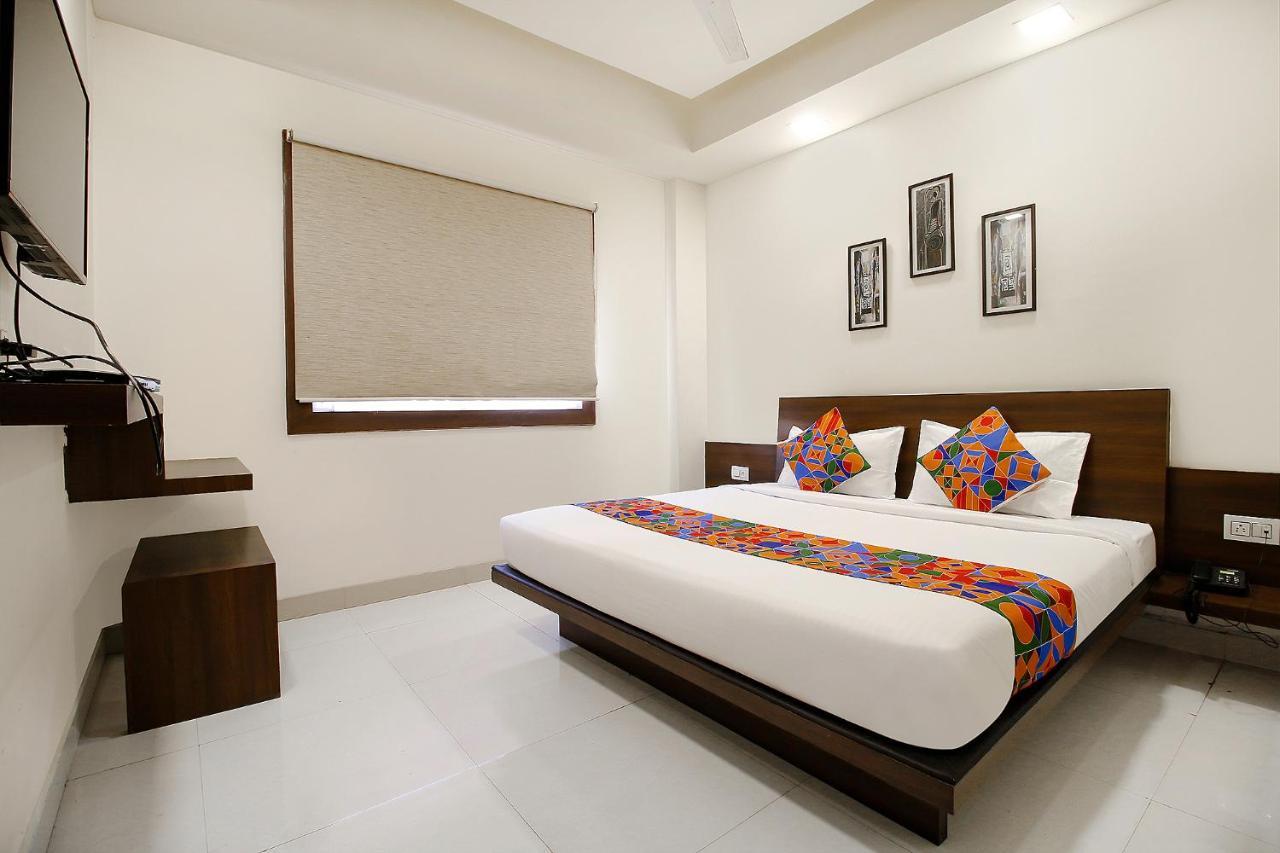 Fabexpress Comfort Stay I Samarda Kaliasot Exterior photo