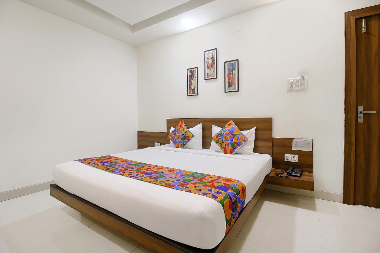 Fabexpress Comfort Stay I Samarda Kaliasot Exterior photo
